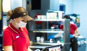 McDonalds tambi&eacute;n anuncia recortes de personal para 2023, pero no cuantifica