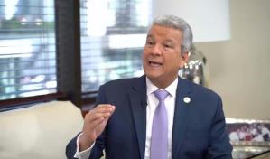 Exministro Lisandro Macarrulla defiende los fideicomisos p&uacute;blicos