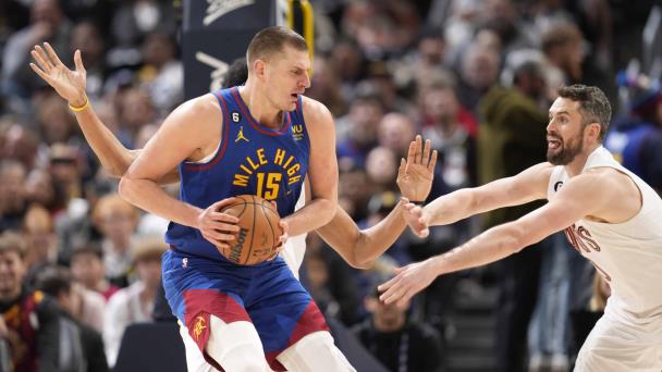 VIDEO | Nuggets se imponen a Cavaliers; Jokic completa otro triple-doble