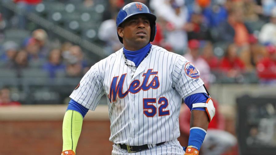 Céspedes, Moncada y Roenis en la nómina de Cuba para el Clásico Mundial de Béisbol Céspedes, Moncada y Roenis en la nómina de Cuba para el Clásico Mundial de Béisbol