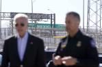 Biden supervisa el transitado puerto de entrada en la frontera EEUU-México