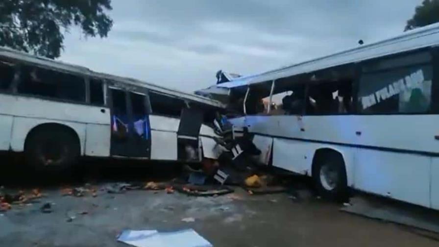 Al menos 41 muertos y 78 heridos por una colisión entre dos autobuses en el centro de Senegal