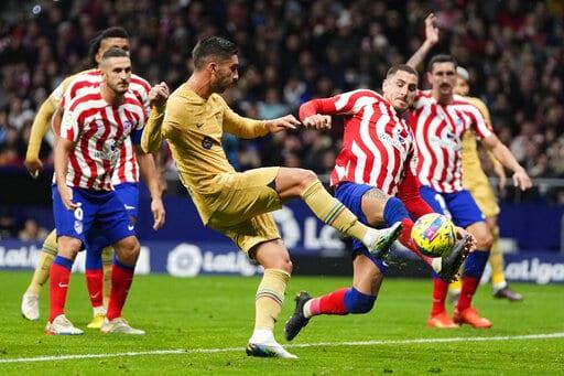 Barca saca apurada victoria ante Atlético de Madrid