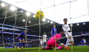 Leeds remonta para empatar ante Cardiff