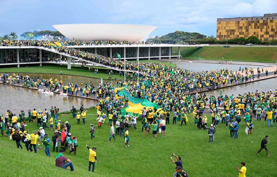 La Celac expresa su apoyo a Lula y rechaza las acciones violentas en Brasil