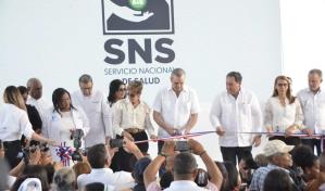 Presidente Abinader inaugura remodelaci&oacute;n del hospital de Imbert, Puerto Plata