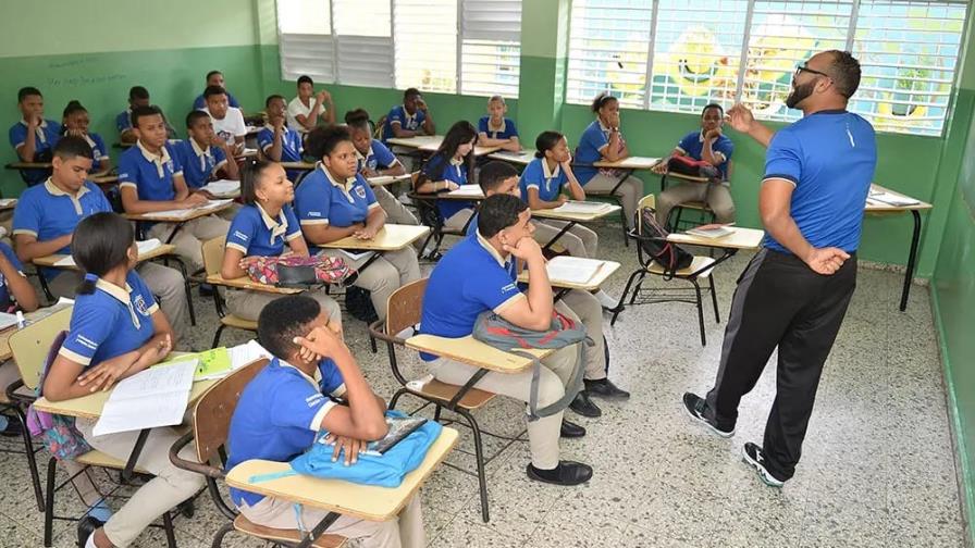 Se reinician las clases este martes luego de las vacaciones de Navidad