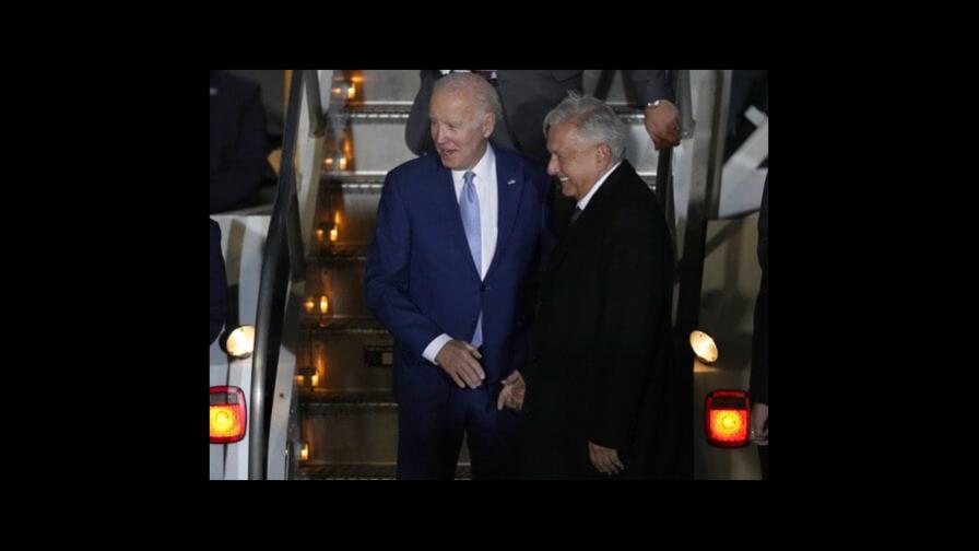 Biden llega a México para participar en cumbre de líderes