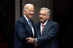 Biden y López Obrador hablan de migración, narcotráfico y el asalto en Brasil