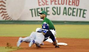Estrellas y Licey, a ley de un empujón para la serie final