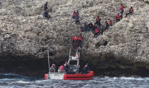 Rescatan a 19 haitianos varados en isla Monito en Puerto Rico