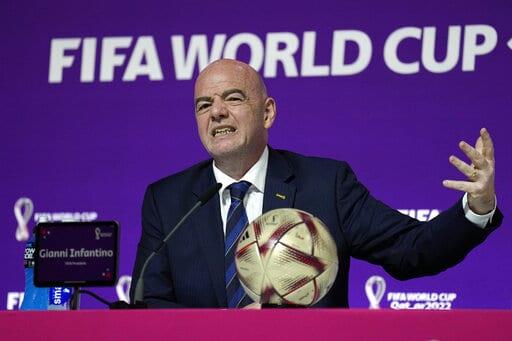 Fiscales suizos cuestionan a Gianni Infantino, presidente de FIFA