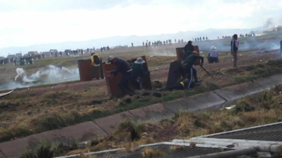 Casi una veintena de muertos en Perú por choques entre manifestantes y fuerzas del orden