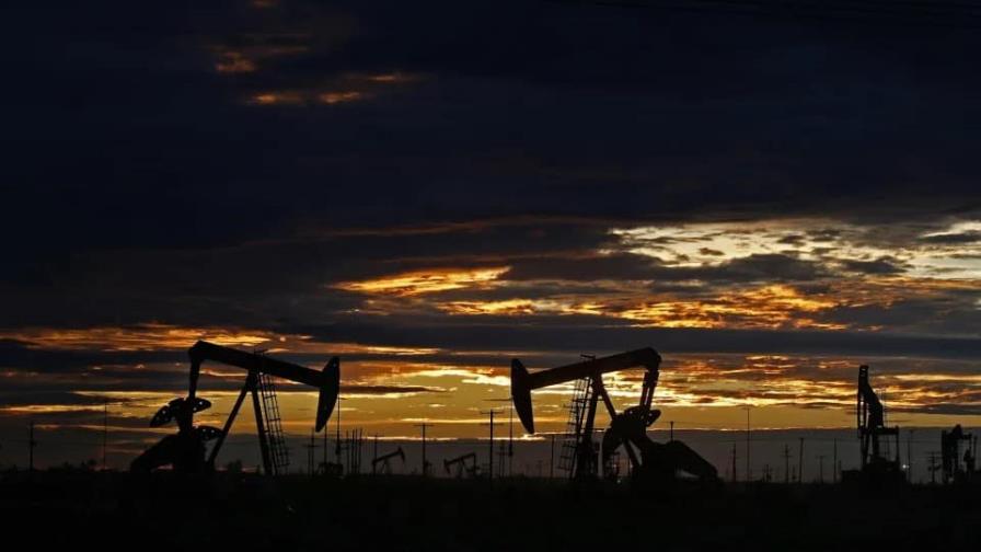 El petróleo de Texas sube un 2.26 %, hasta 76.82 dólares el barril El petróleo de Texas sube un 2.26 %, hasta 76.82 dólares el barril