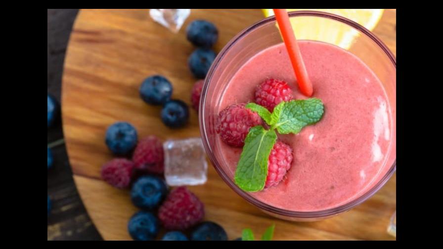 ¿Los batidos de frutas ayudan a bajar de peso?