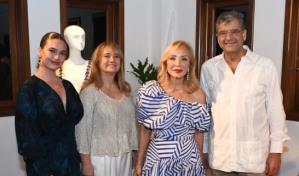 Club Hemingway exhibi&oacute; El Armario de Carmen Lomana