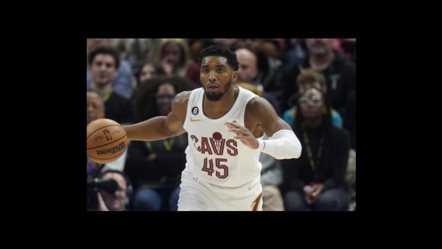 VIDEO | Mitchell anota 46 en regreso a Utah pero Jazz supera a Cavaliers