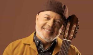 El cantautor Enrique Feliz Dando cuerda en Chao Café Teatro