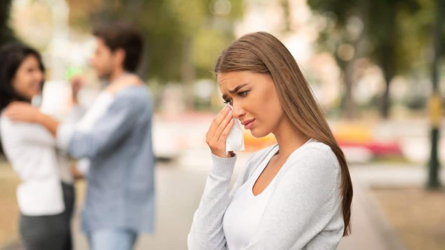 Le fue infiel con una vecina