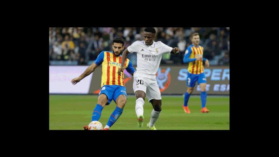 Courtois sostiene los apagones del Real Madrid