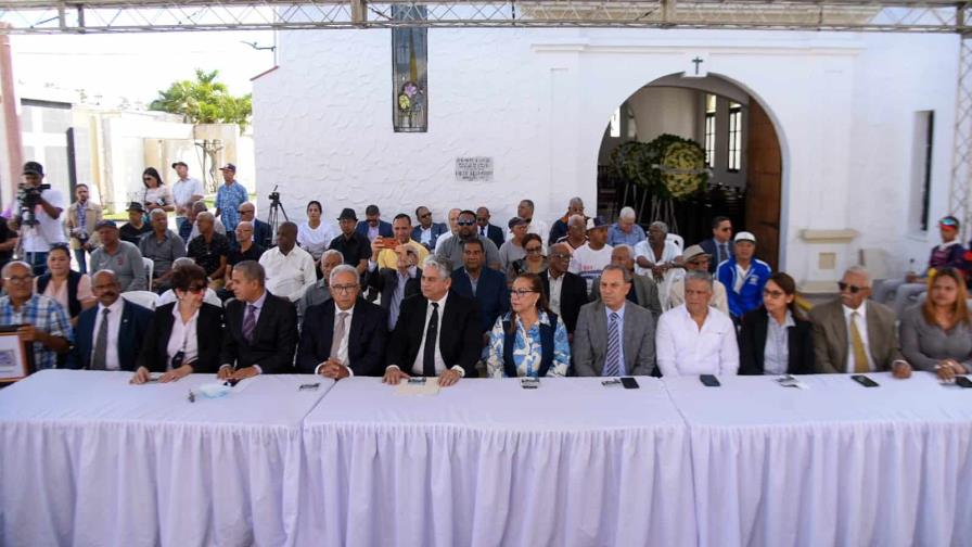 Recuerdan con acto jugadores caídos en accidente de Rio Verde