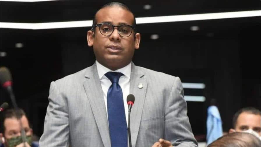 Diputado Aníbal Díaz fue operado y se encuentra estable