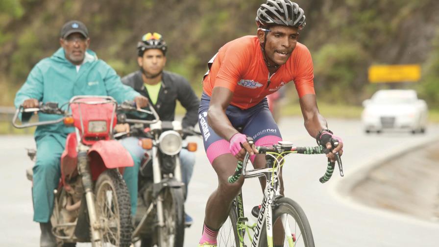 Augusto Sánchez va por un intento más en la Vuelta Ciclística Independencia Nacional