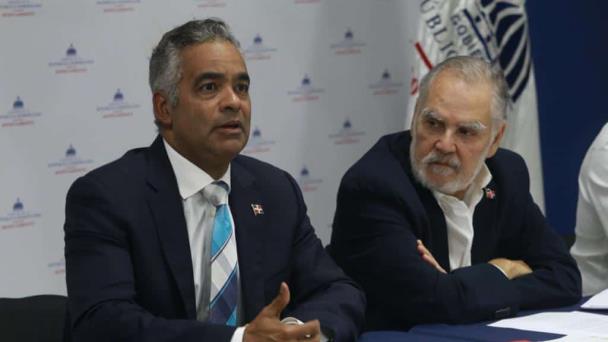 ¿Cuáles fueron las modificaciones a la tercera adenda del contrato Fideicomiso Pro-Pedernales?