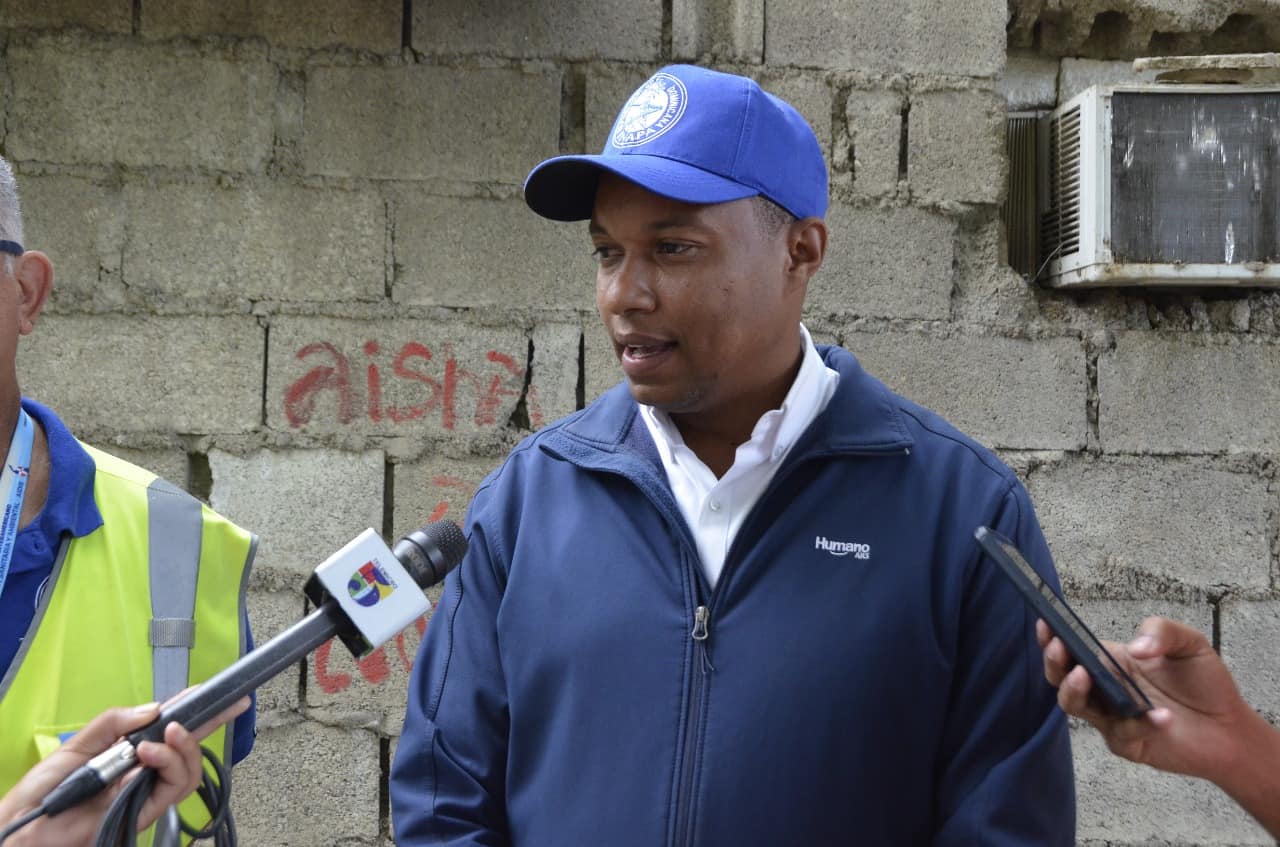 Familias en Santiago rechazan ser desalojadas 