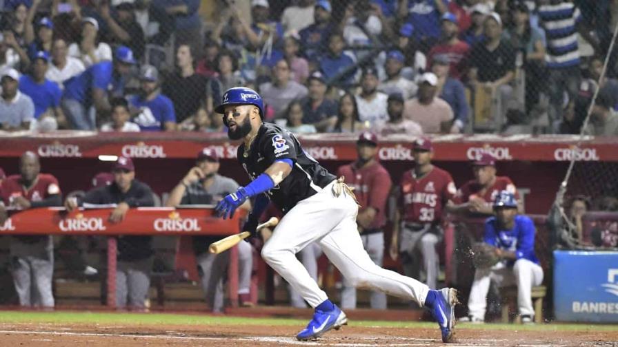 Emilio Bonifacio es nombrado MVP del Round Robin