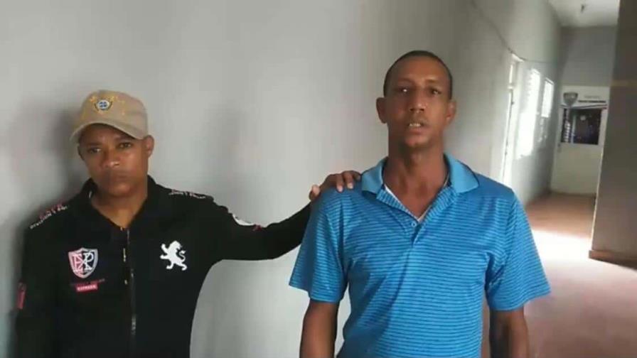 Se entrega hombre acusado de matar a reconocido pintor de Hato Mayor Se entrega hombre acusado de matar a reconocido pintor de Hato Mayor