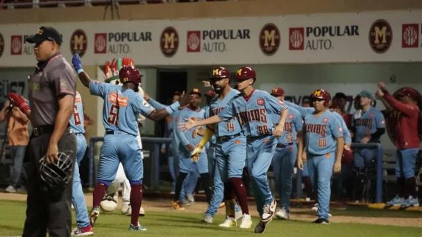 Indios de Mayagüez ganan a Criollos de Caguas en el béisbol de Puerto Rico