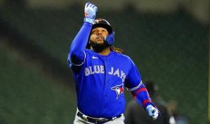Vladimir Guerrero Jr., batea jonrones gigantesco en entrenamientos