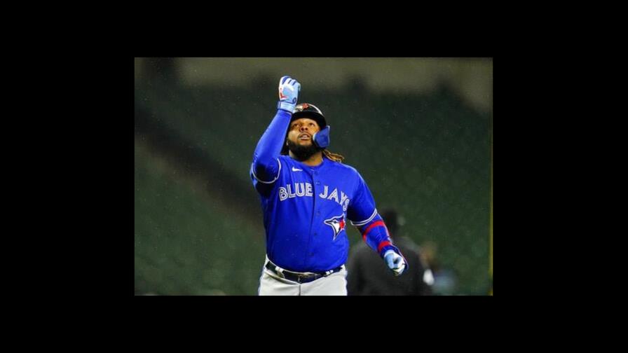 Vladimir Guerrero Jr., batea jonrones gigantesco en entrenamientos