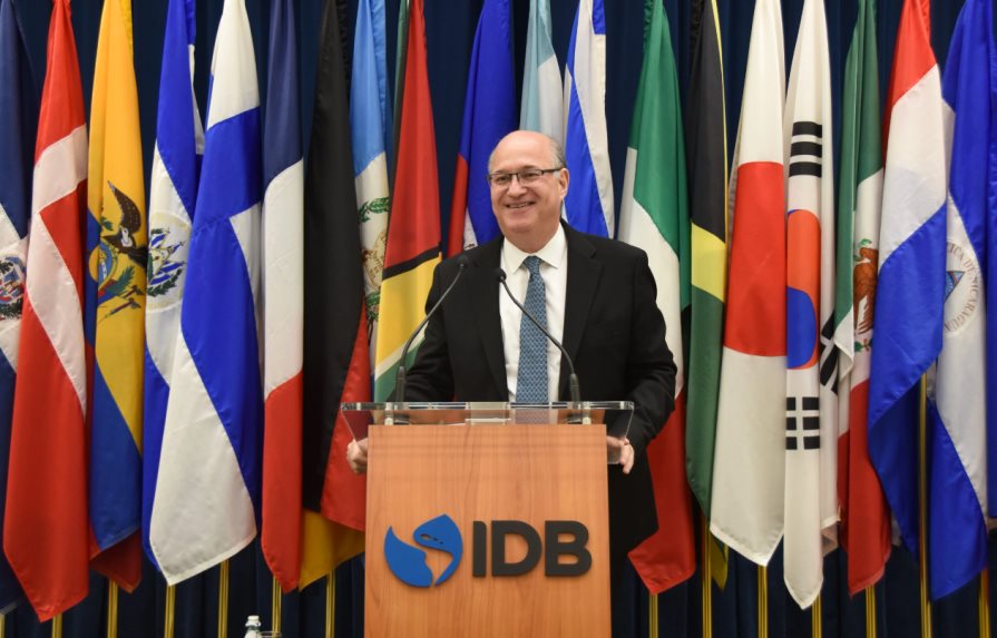 Nuevo presidente del BID se compromete a mejorar resultados de los proyectos financiados