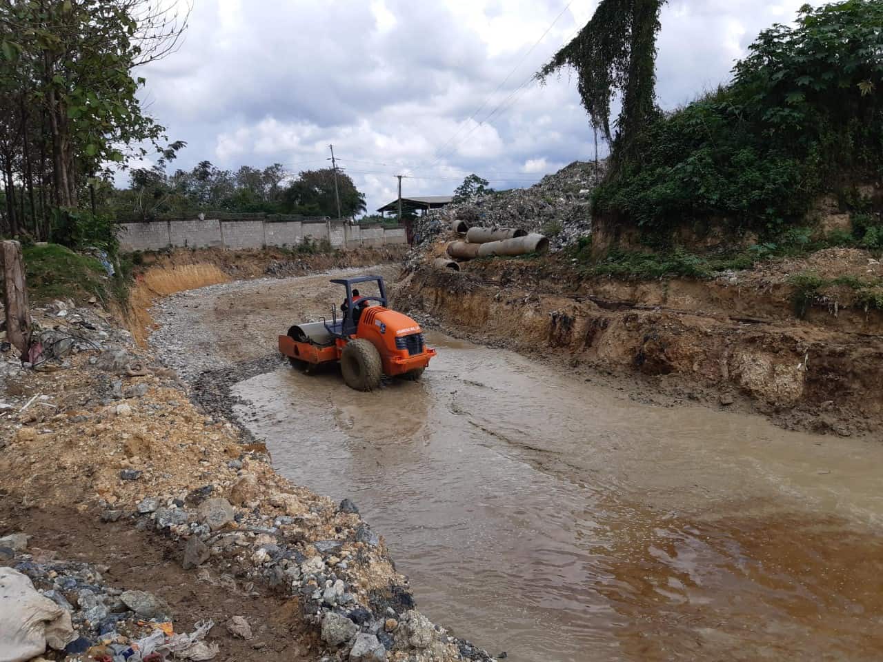 Cuando llueve no se puede trabajar por el cúmulo de agua