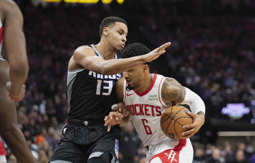 VIDEO | Sabonis firma triple-doble y Kings arrollan a Rockets