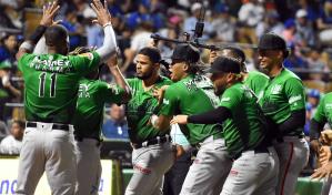 VIDEO | Se juega hoy el segundo partido de la serie final de la pelota invernal entre Estrellas y Licey
