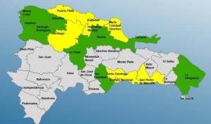 Medio país en alerta por las lluvias que podrían continuar este domingo