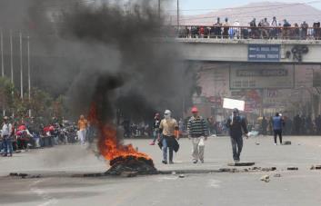 Perú reporta tránsito interrumpido en diez regiones por las protestas
