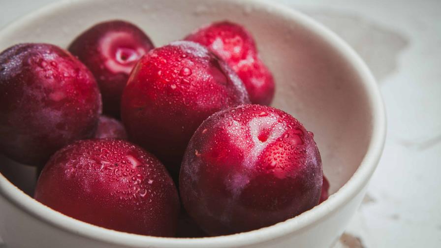 Estos son los beneficios de comer ciruelas Estos son los beneficios de comer ciruelas