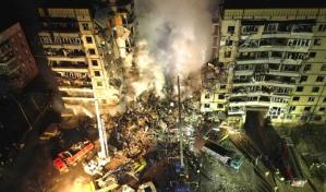 Ucrania: 23 muertos por ataque ruso a edificio en Dnipro