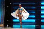 Andreína Martínez arrasa en el desfile en traje de baño de la gala final de Miss Universo