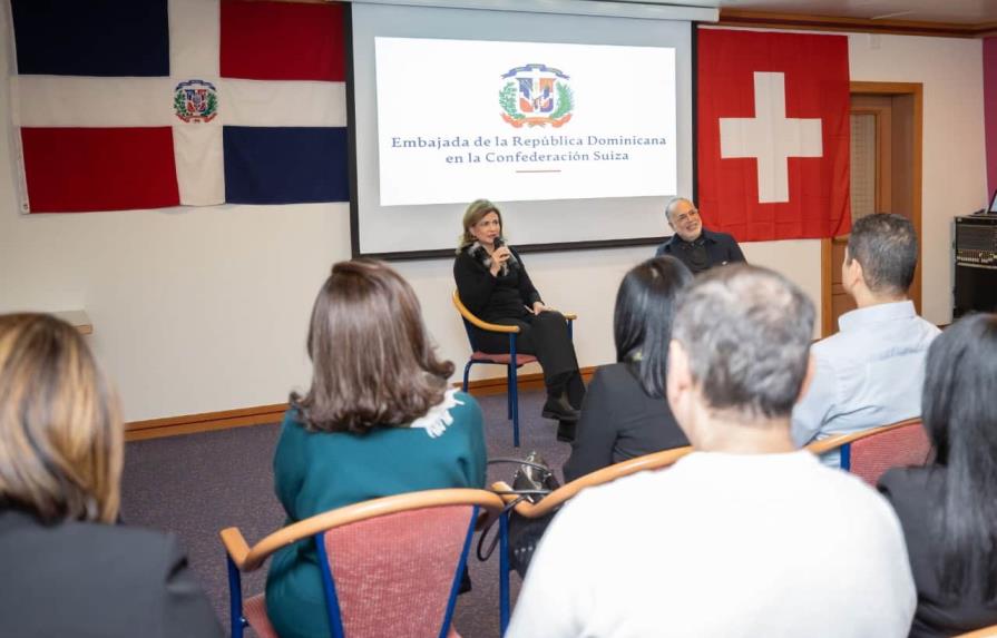 Vicepresidenta Raquel Peña se reúne con dominicanos en Suiza