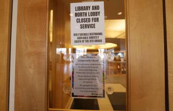 Cierran una biblioteca por contaminación de metanfetamina en Colorado