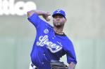 Rogers y Alcántara dan ventaja en la final al Licey con triunfo 1-0 ante Estrellas
