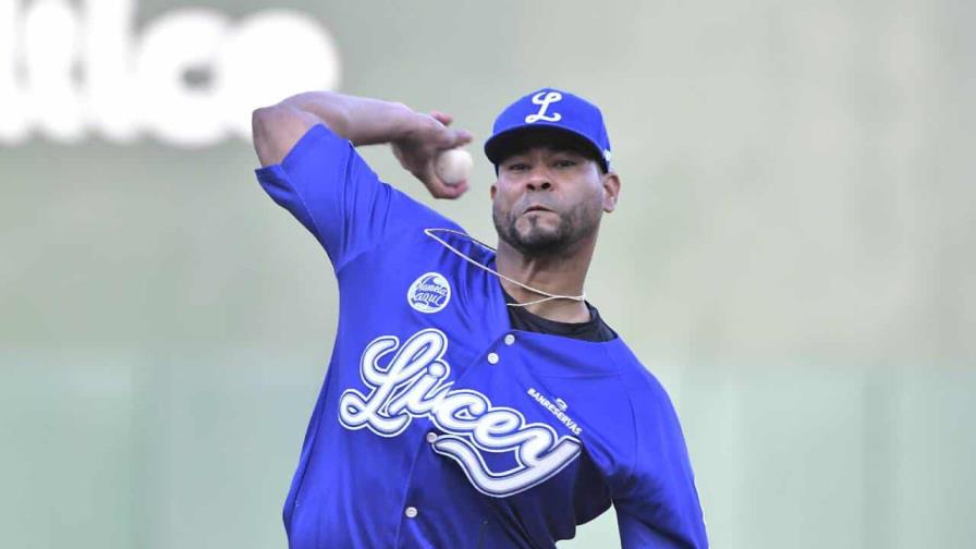 Rogers y Alcántara dan ventaja en la final al Licey con triunfo 1-0 ante Estrellas