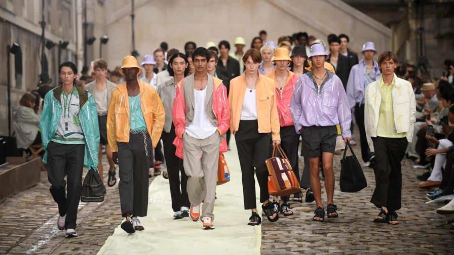 La moda hombre sigue creciendo con el regreso de las grandes marcas a París La moda hombre sigue creciendo con el regreso de las grandes marcas a París