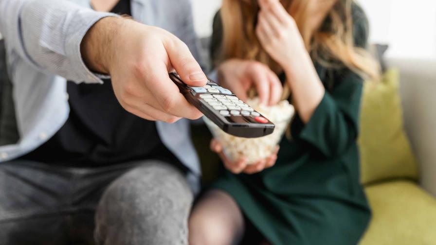 Demuestran que la actividad cerebral se relaja mientras se miran películas Demuestran que la actividad cerebral se relaja mientras se miran películas