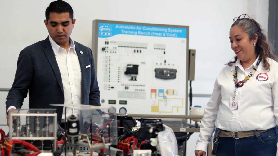 Crean laboratorio de autos eléctricos en centro de México para impulsar auge